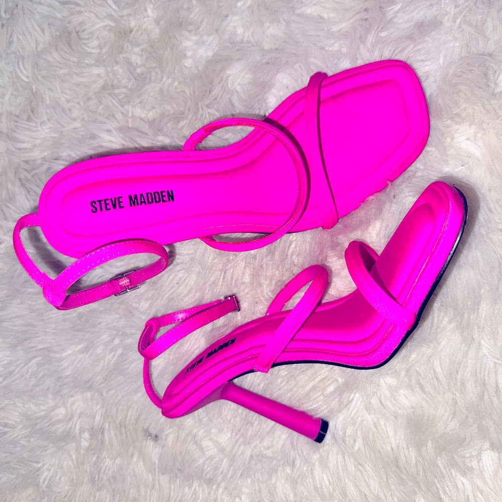 Steve Madden Women's Briella Strappy Dress Sandals